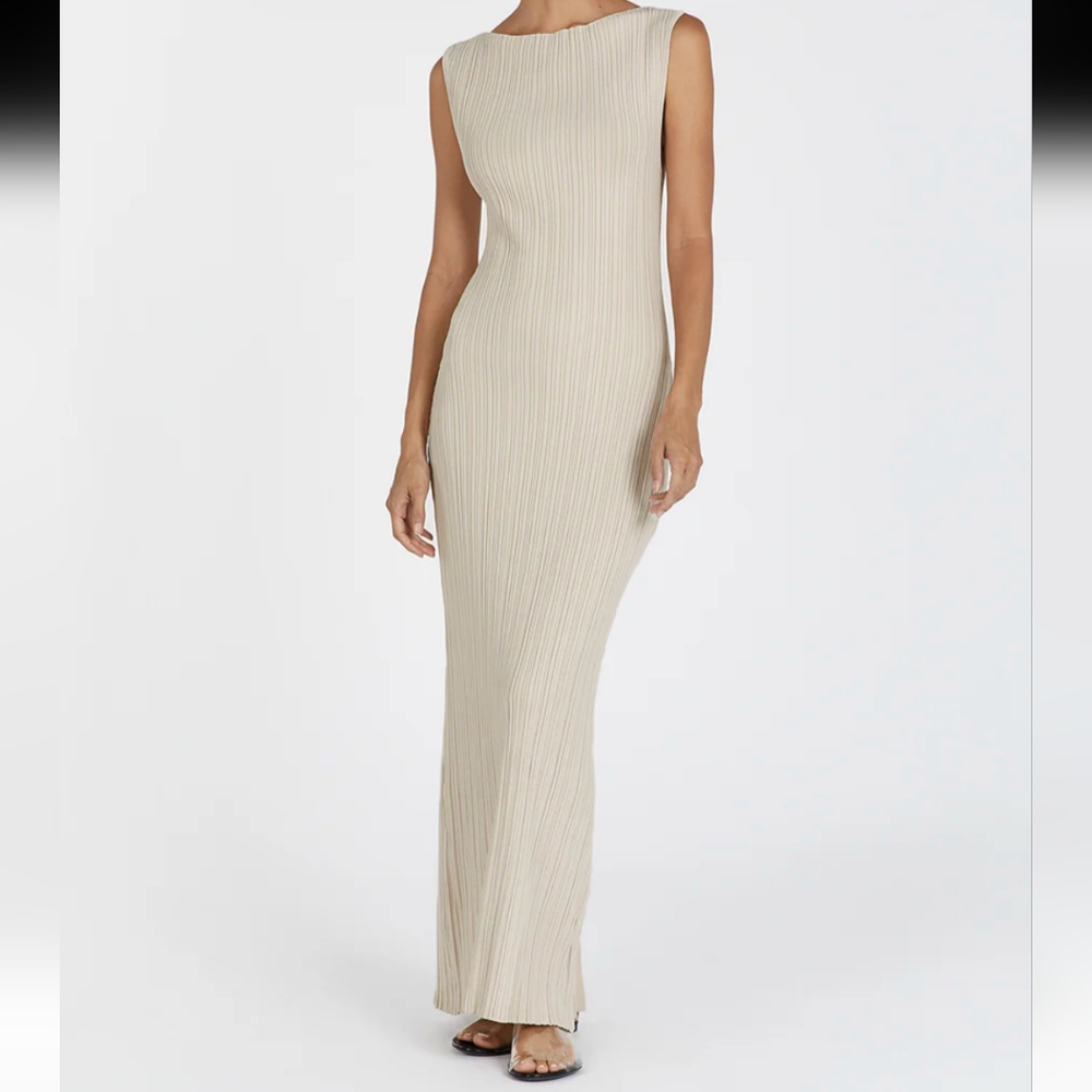 NWT SIENNA STONE KNIT MIDI DRESS